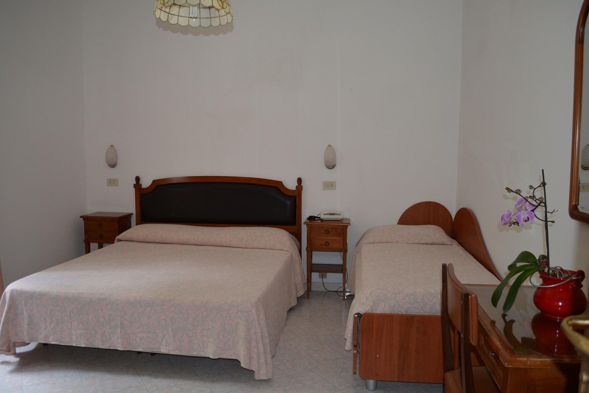 Hotel Maronti 바라노디스키아 외부 사진